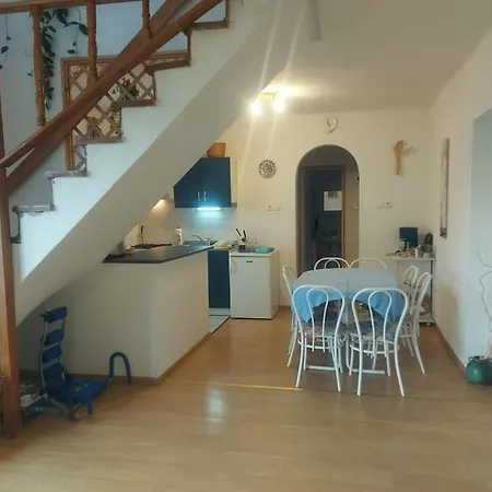Csalogany Apartment